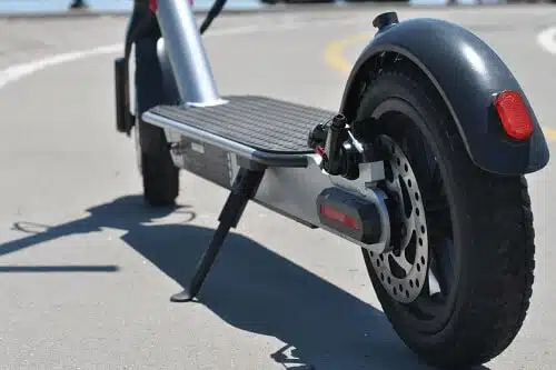 swagtron swagger 5 electric scooter deck