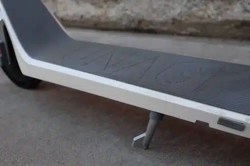 Unagi Model One Voyager Deck