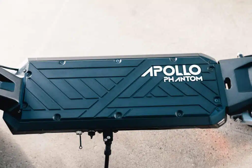 Apollo Phantom deck overhead shot