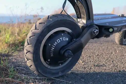 dualtron eagle pro electric scooter 10 inch air-filled tires
