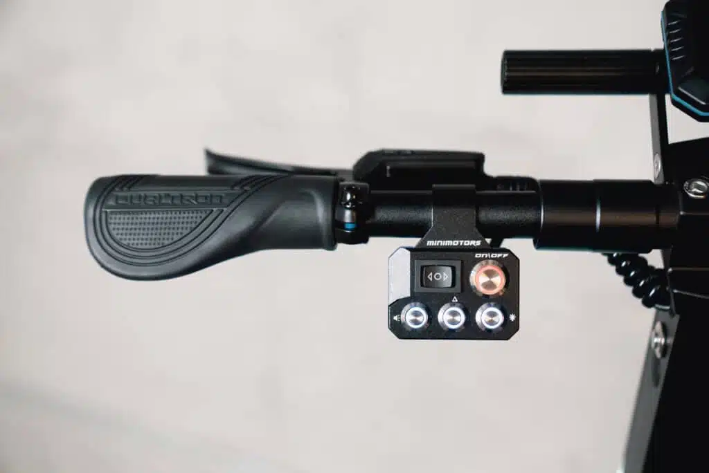 Dualtron X limited light controls and horn