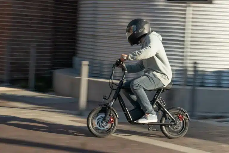 EMOVE Roadrunner Review: Our New Favorite Seated Scooter 11 EMOVE RoadRunner 26 Large min