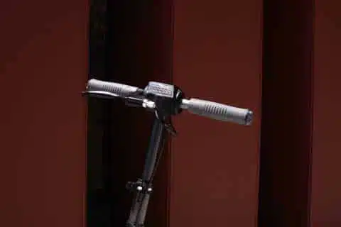 Uscooters GT Sport handlebars