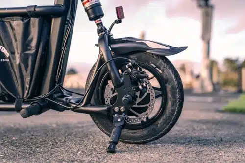 Fiido Q1s backwheel featuring tire