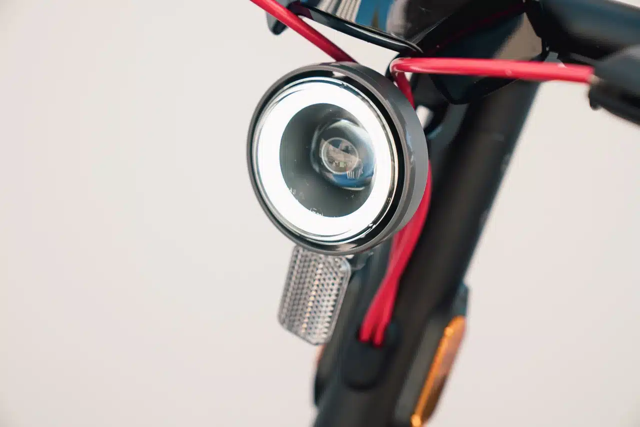 Niu Kqi3 Max front facing led headlight