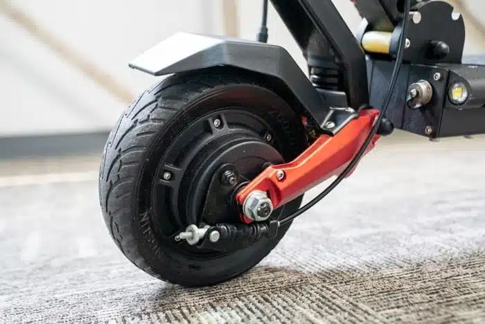 Synergy Aviator 2.0 front tire