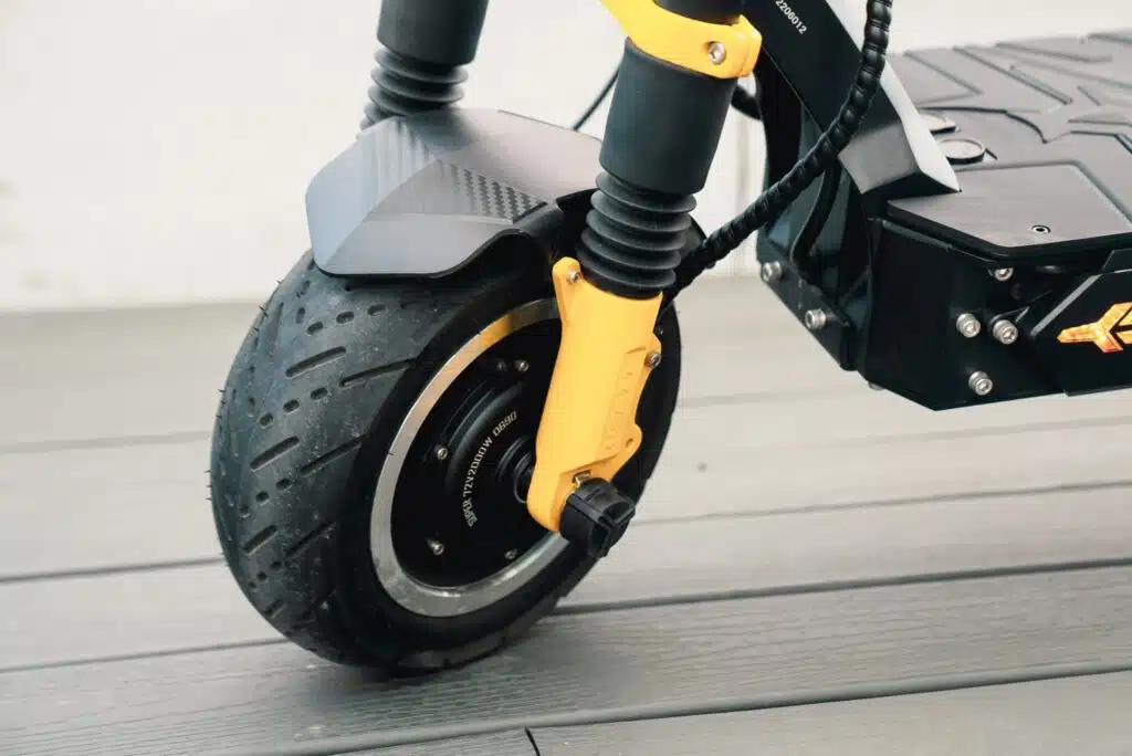 Vsett 11+ front tire
