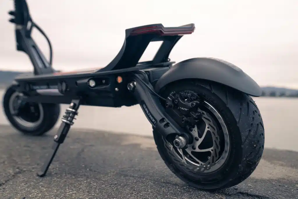 Dualtron Thunder 2 backwheel shot