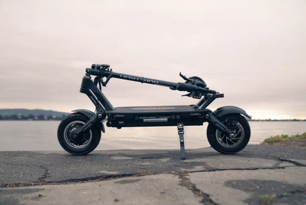 Dualtron Thunder 2 folded view