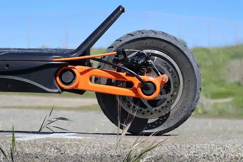 inokim-ox-rear-wheel-side-view