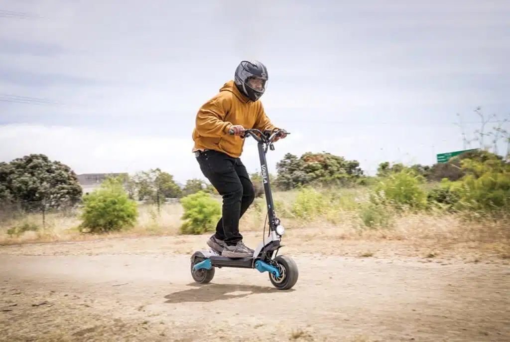 Varla Eagle One Pro ridden through desert at high speeds