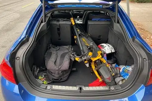 Vsett 10+ in trunk of a hatchback