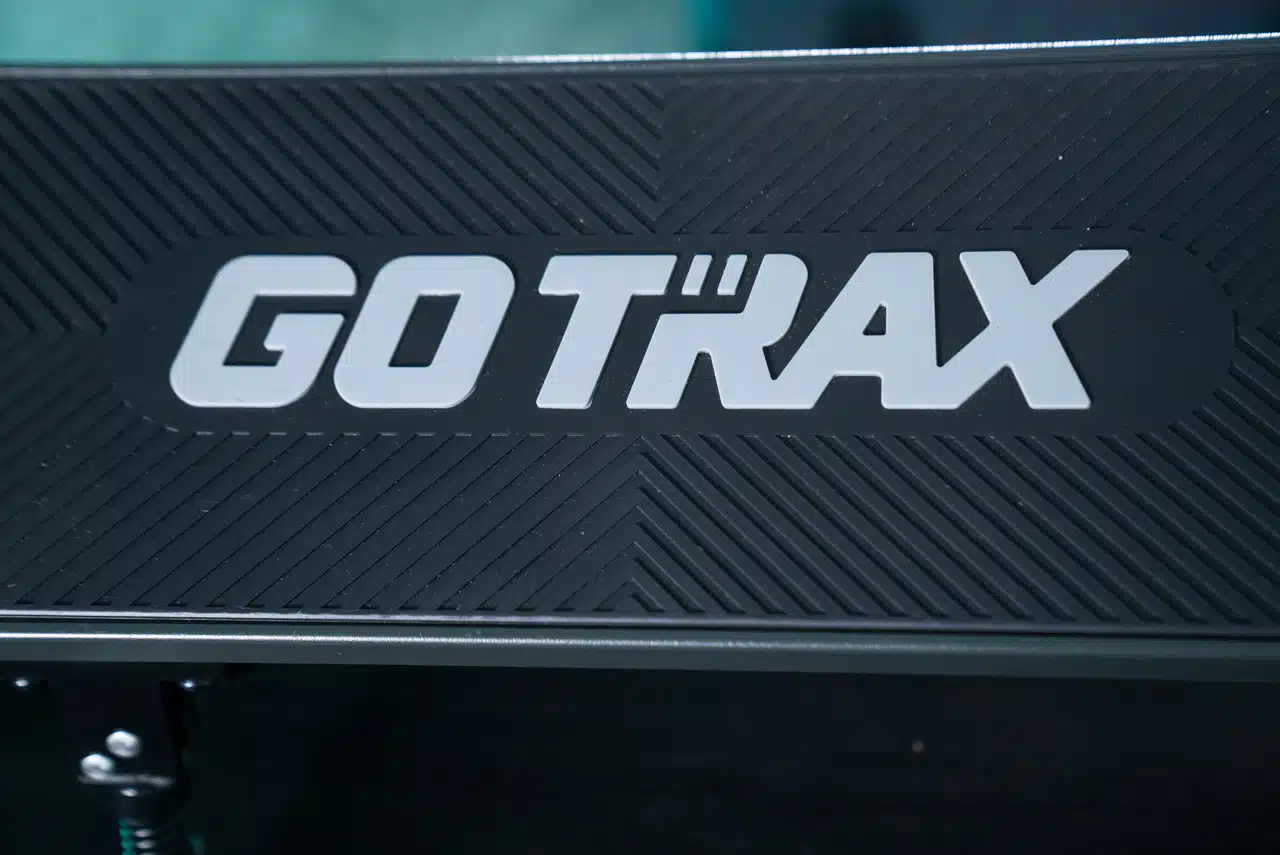 Gotrax G3 Plus Deck Closeup