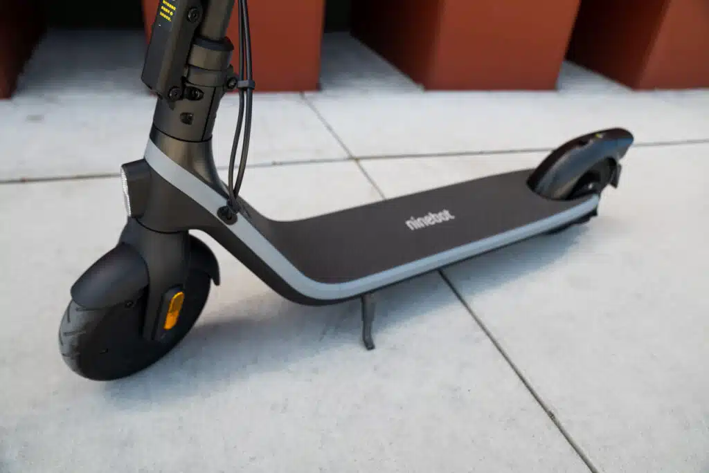 【美品】Segway-Ninebot Kickscooter E22 $40/mo - Finance Segway Ninebot E22 E45 Electric Kick Scooter
