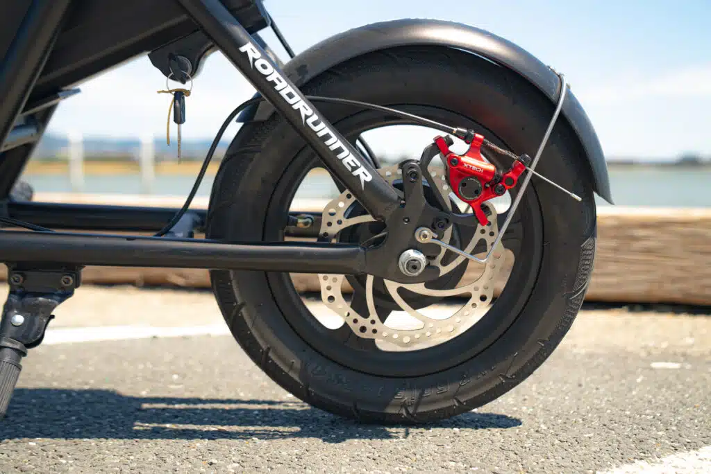 EMOVE RoadRunner V2 semi hydraulic brakes