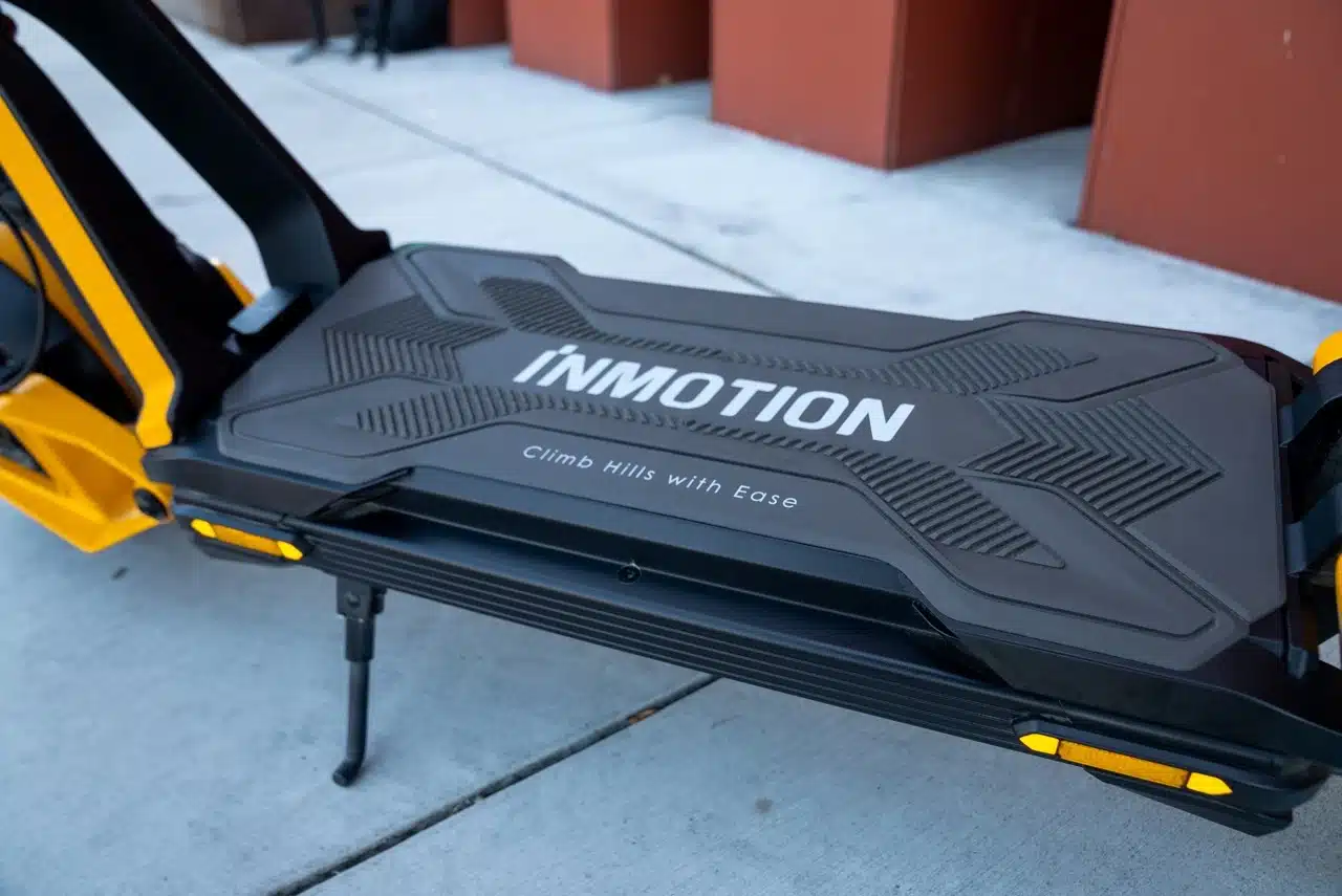 inmotion-rs-Deck