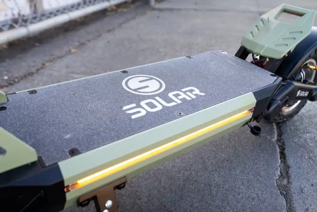 solar-eq-deck-closeup