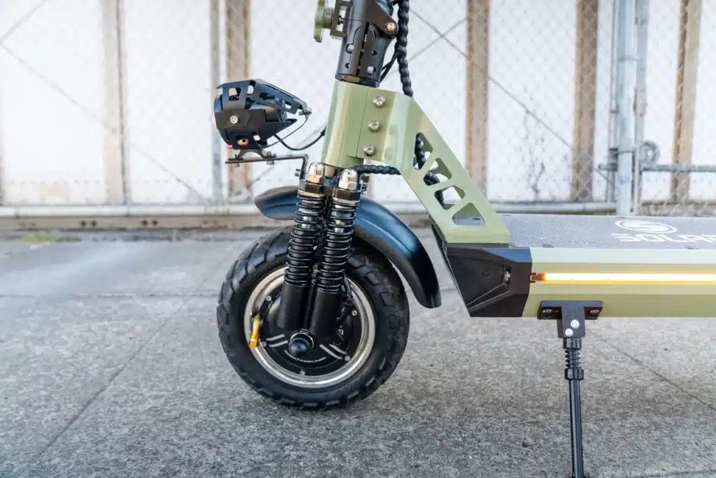 solar-eq-front-tire