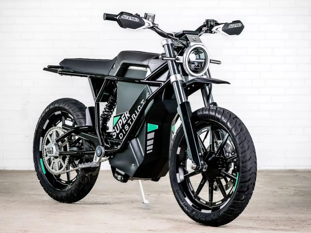 Land Super District electric motorcycle in profile