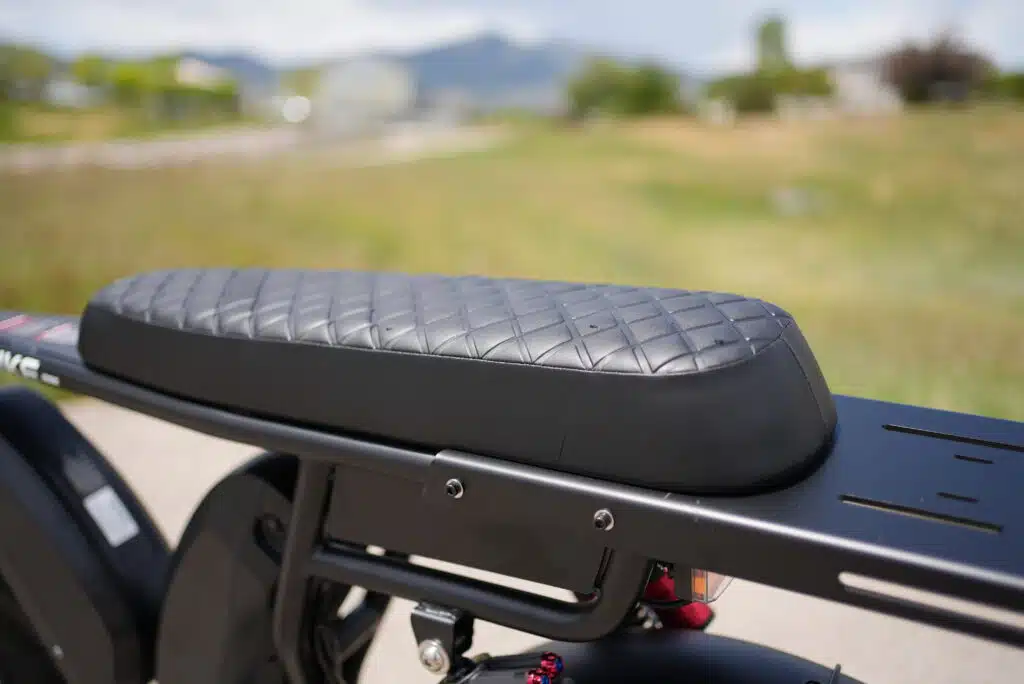Heybike Saturn Review: The Cheap Long-Range Moped-Style eBike King 2 Heybike Saturn full suspension and fat tires detail