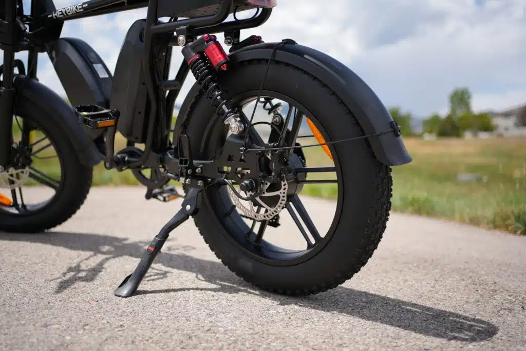 Heybike Saturn Review: The Cheap Long-Range Moped-Style eBike King 1 Heybike Saturn moped-style electric bike on test