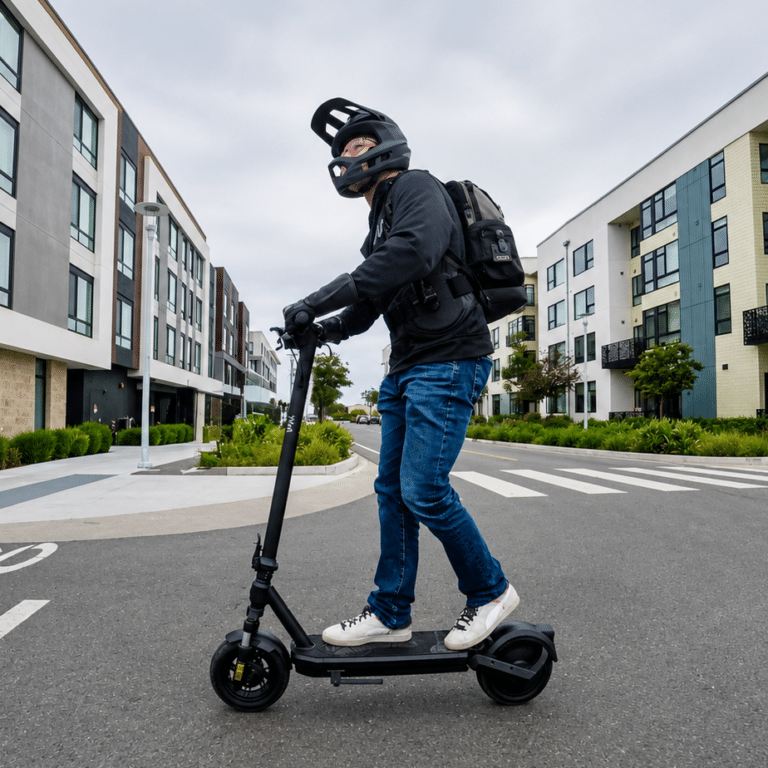 Vmax VX2 Lite electric scooter, hero image