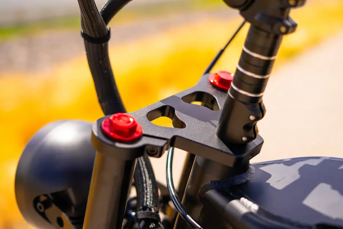 EMOVE RoadRunner Pro V2 Review: Surron Power in a Tiny, Stealthy Package 5 EMOVE RoadRunner Pro V2 front suspension fork with adjustable preload