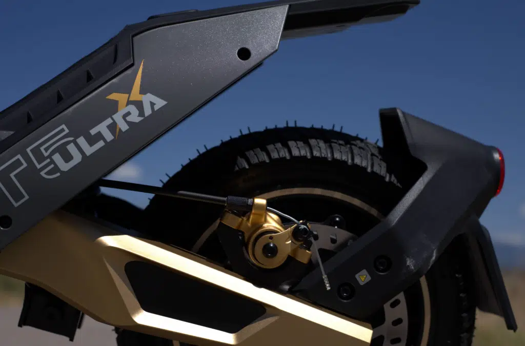 Navee NT5 Ultra X Review 5 Navee NT5 Ultra X mechanical brake and rotor
